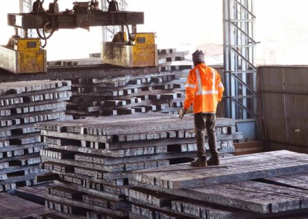 صادرات محصولات فولادی، پروژه فولادسازی را زنده نگه داشته است
