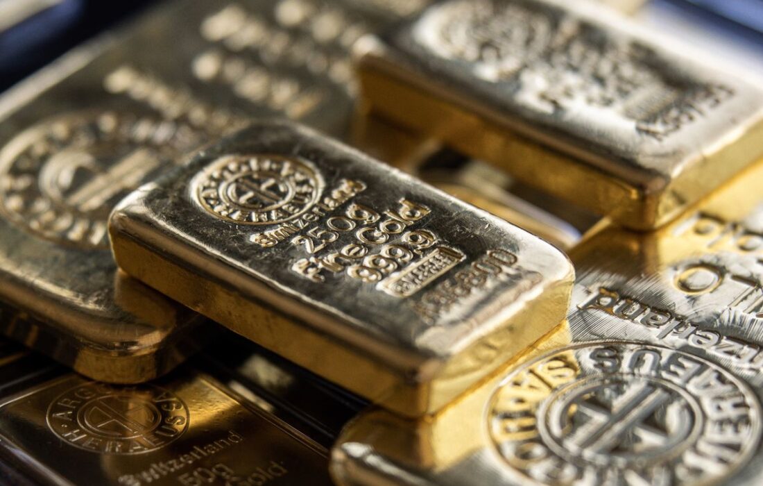 طلای جهانی در دوراهی قیمت