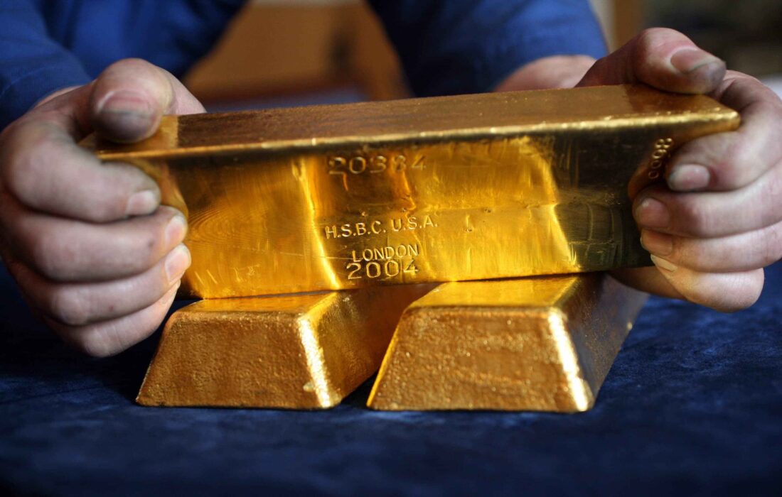 طلای جهانی با کاهش قیمت دلار هم صعودی نشد