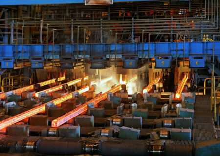 رشد تولید شرکت‌های فولادی‌ در چهار ماهه ابتدایی ۱۴۰۲