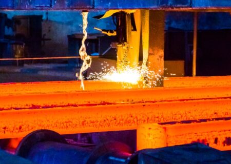 افت چشم‌انداز تقاضای جهانی فولاد