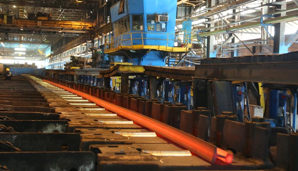 توسعه خط تولید ریل ذوب آهن در دست اقدام است