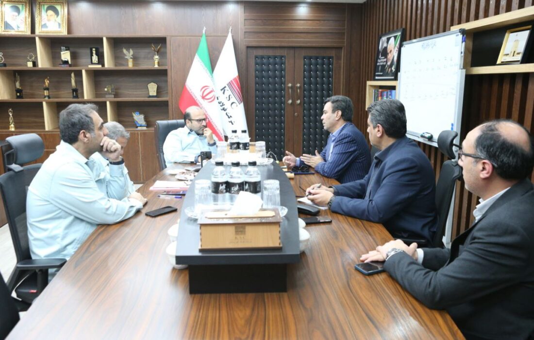 دیدار مدیرعامل شرکت فولاد خوزستان با مدیر امور شعب بانک صادرات خوزستان