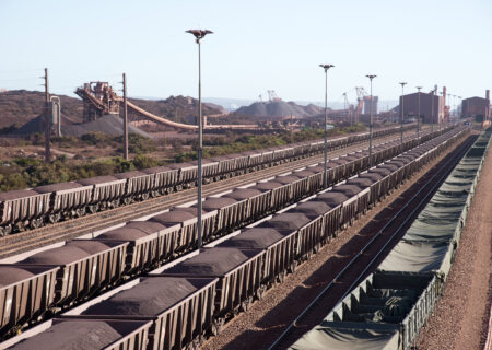 قیمت سنگ‌آهن در بازارهای جهانی افزایش یافت