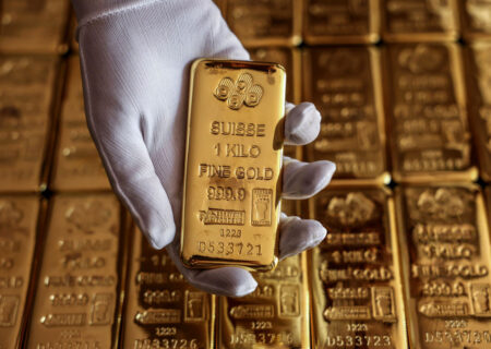 قیمت طلای جهانی ثابت باقی ماند