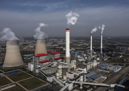سرمایه‌گذاری چین بر توسعه نیروگاه‌های تجدیدپذیر