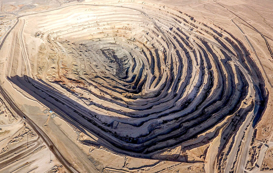 ثبت رکورد استخراج از معادن سنگ‌آهن سنگان