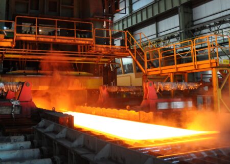 رکورد تولید محصولات خاص در فولاد اکسین شکسته شد
