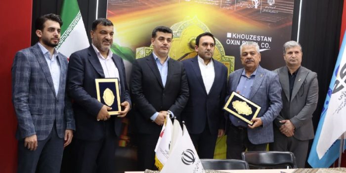 انعقاد سه قرارداد بزرگ توسط شرکت فولاد اکسین خوزستان